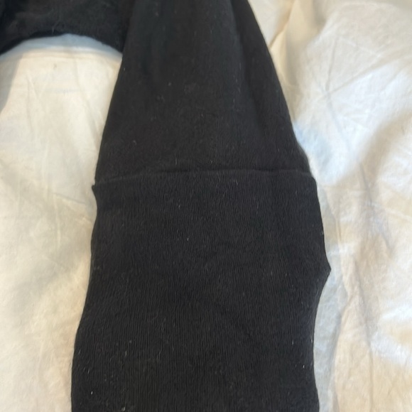 NWOT Elan Brand off-shoulder Sweater! - Picture 5 of 7